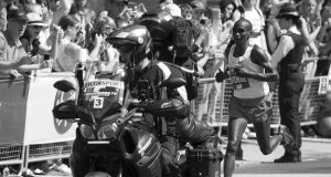 Romanya Vatandaşlığına Giden Yol: Şartlar, Süreçler ve Çifte Vatandaşlık Olanakları Romanya Vatandaşlığına Giden Yol: Şartlar, Süreçler ve Çifte Vatandaşlık Olanakları