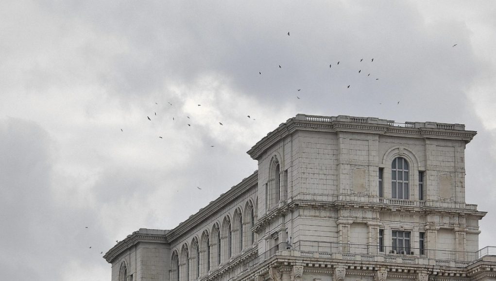 Romanya Çifte Vatandaşlık Başvurusu ve Ofis Fiyatları