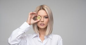 Romanya'da Finans: Rumen Leyi Rehberi ve Çifte Vatandaşlık İçin Önemi